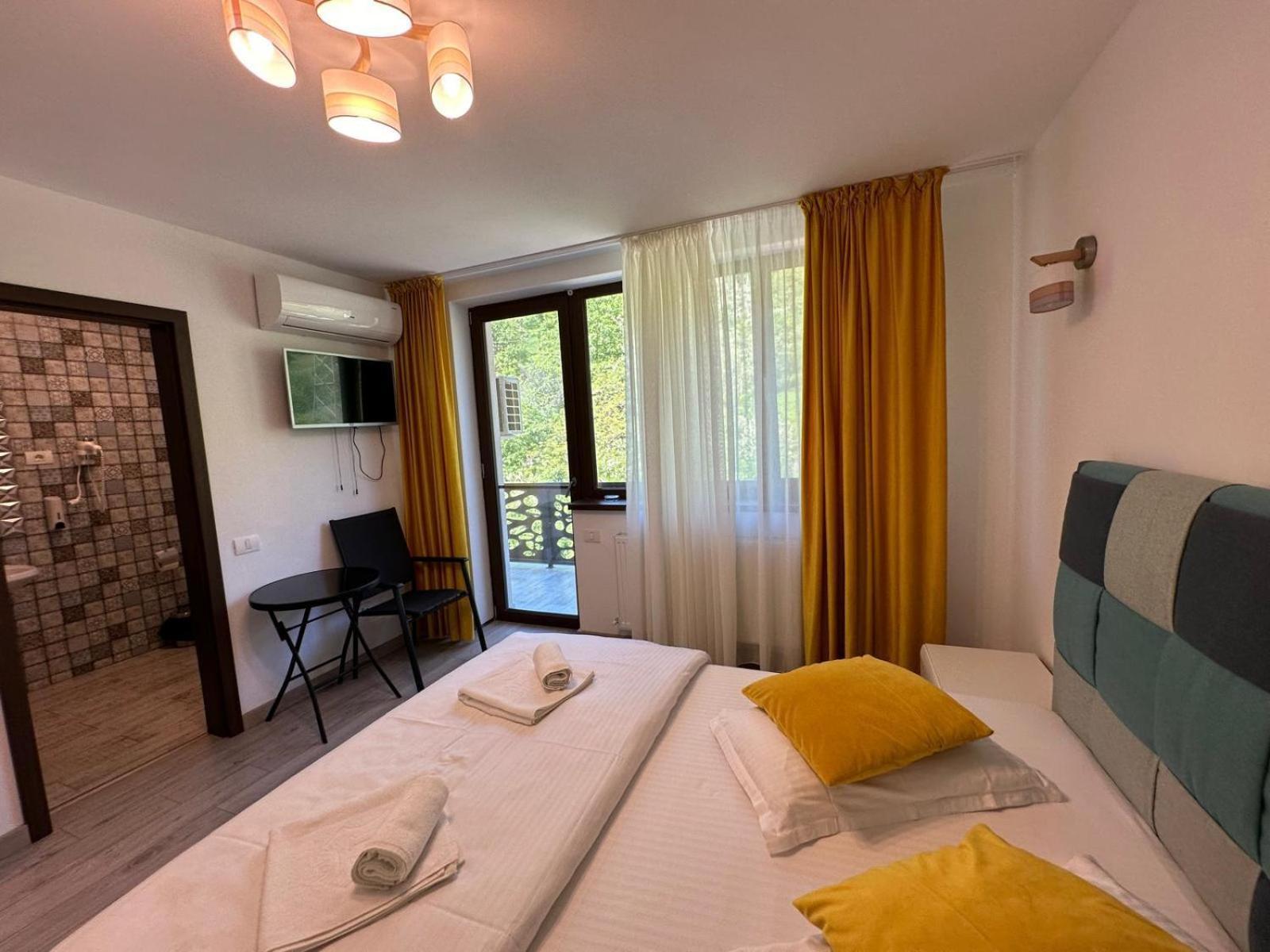 Bliss Dubova Bed & Breakfast エクステリア 写真