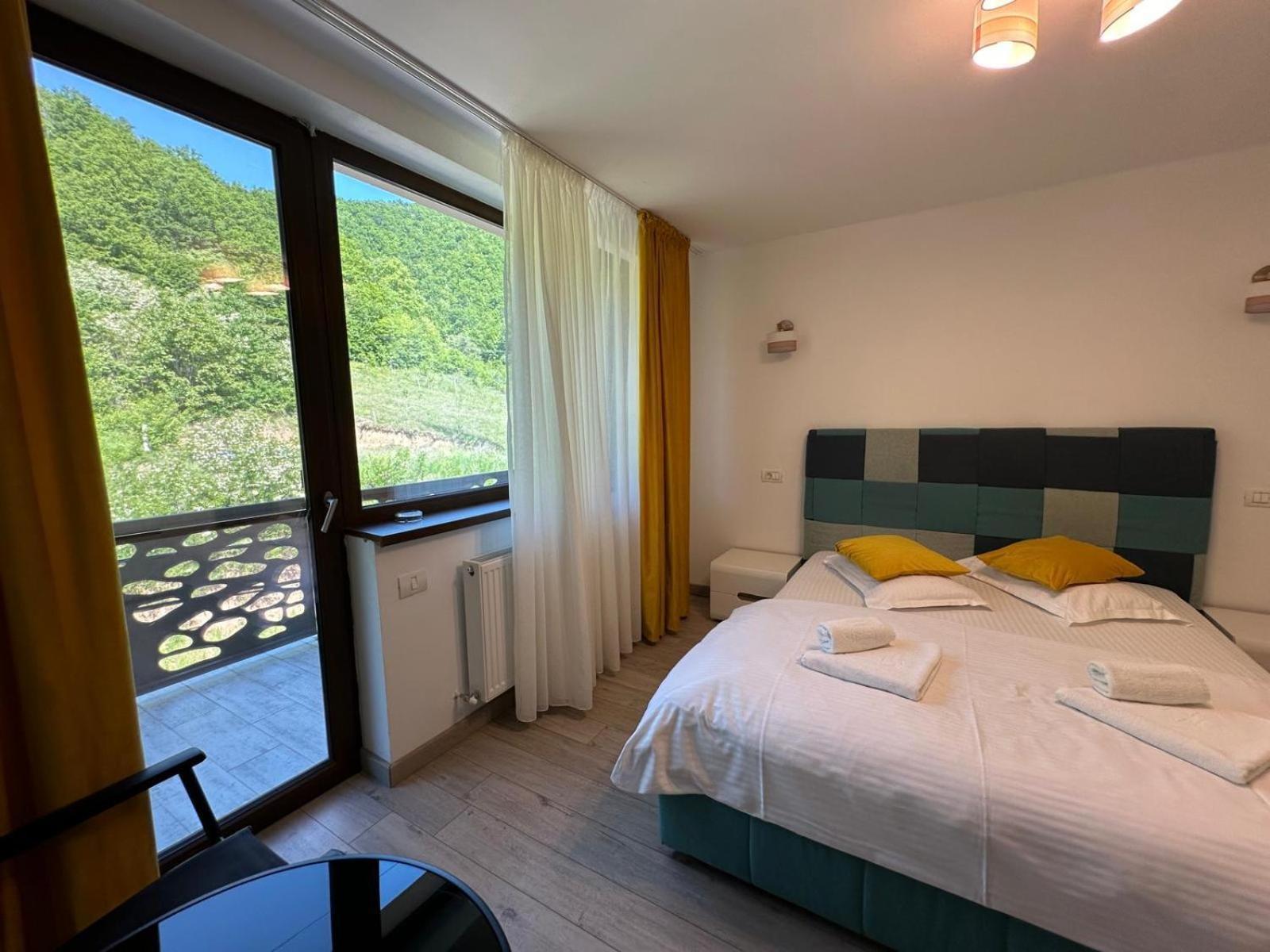 Bliss Dubova Bed & Breakfast エクステリア 写真
