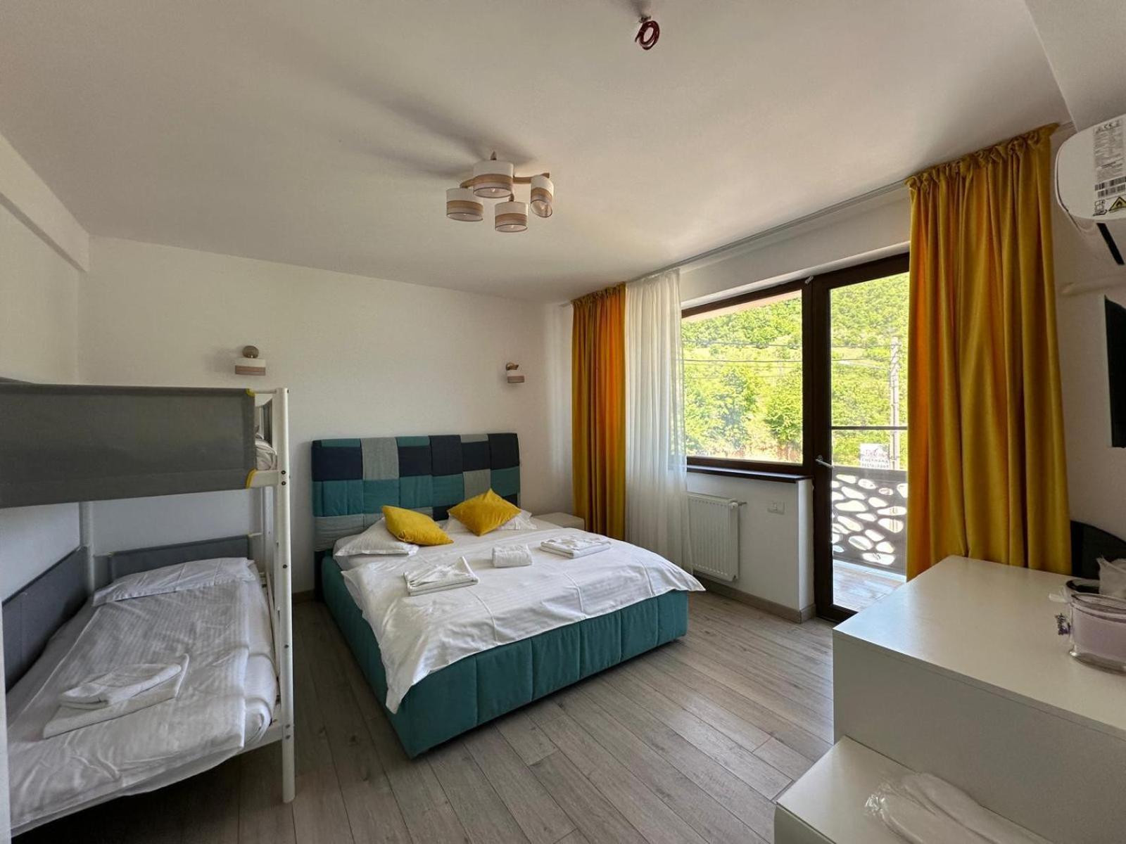 Bliss Dubova Bed & Breakfast エクステリア 写真